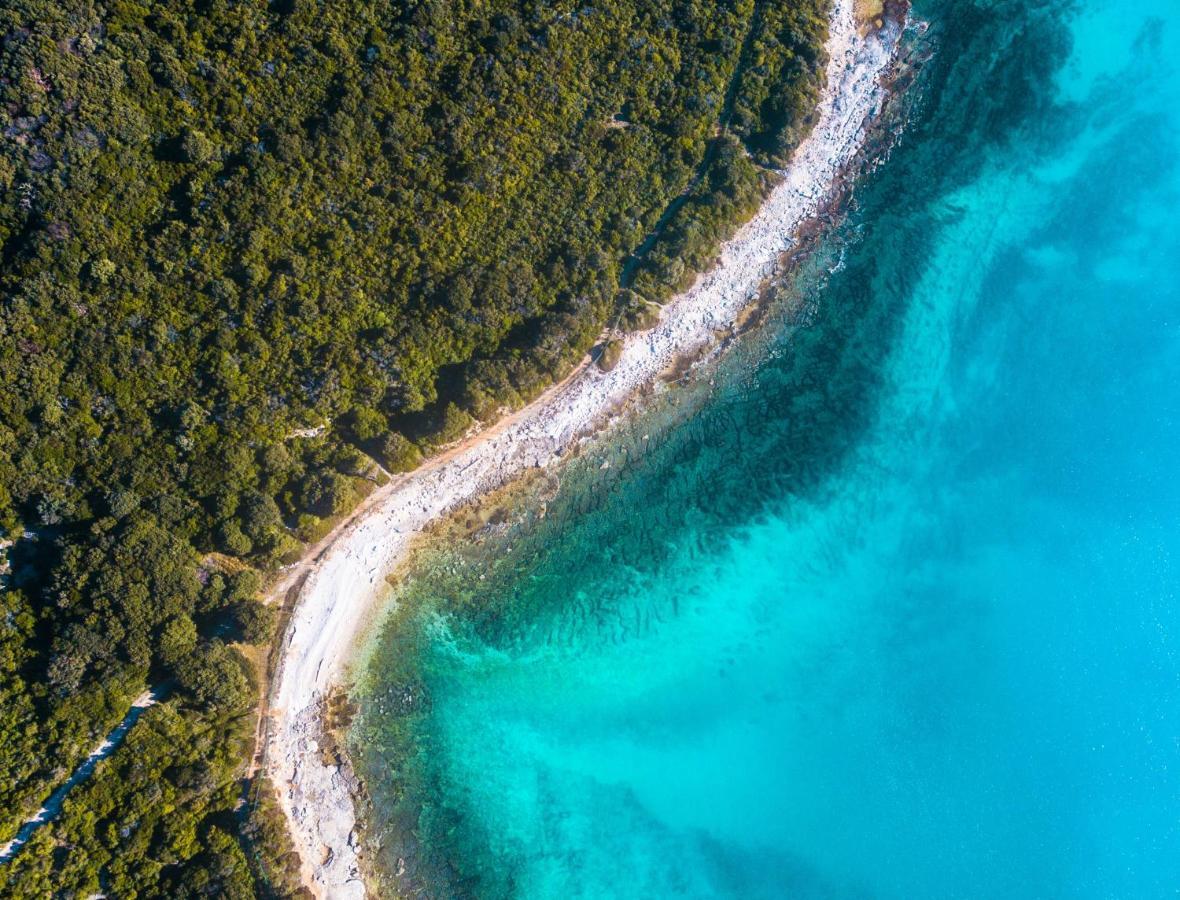 Villa Elena Deluxe mit Whirlpool und POOL am MEER Fažana Exterior foto